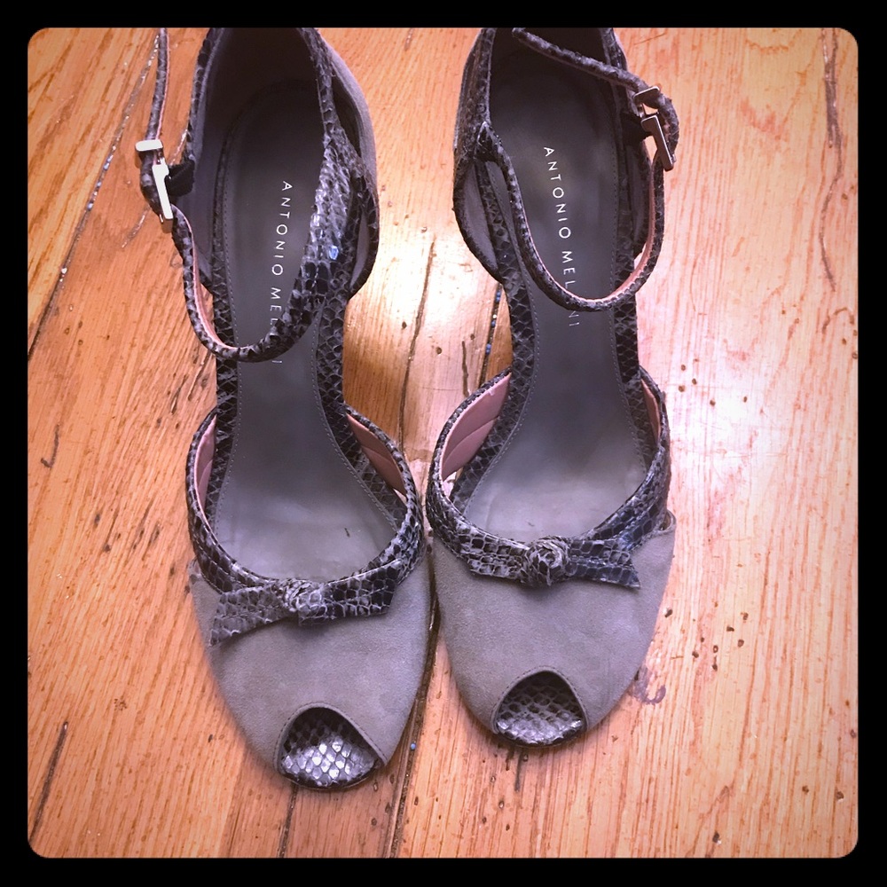 Antonio Melani kitten heels size 7.5